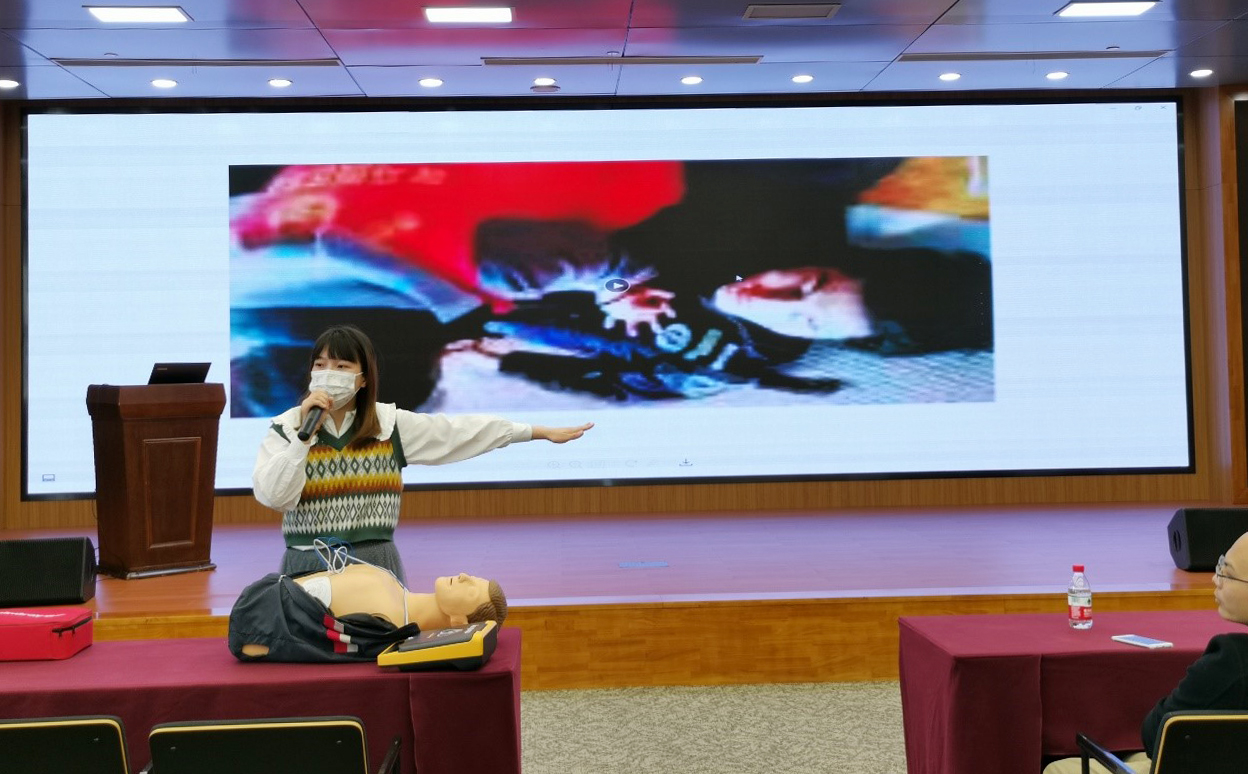 SIO Equipped Three Sets of Automatic External Defibrillators (AED)