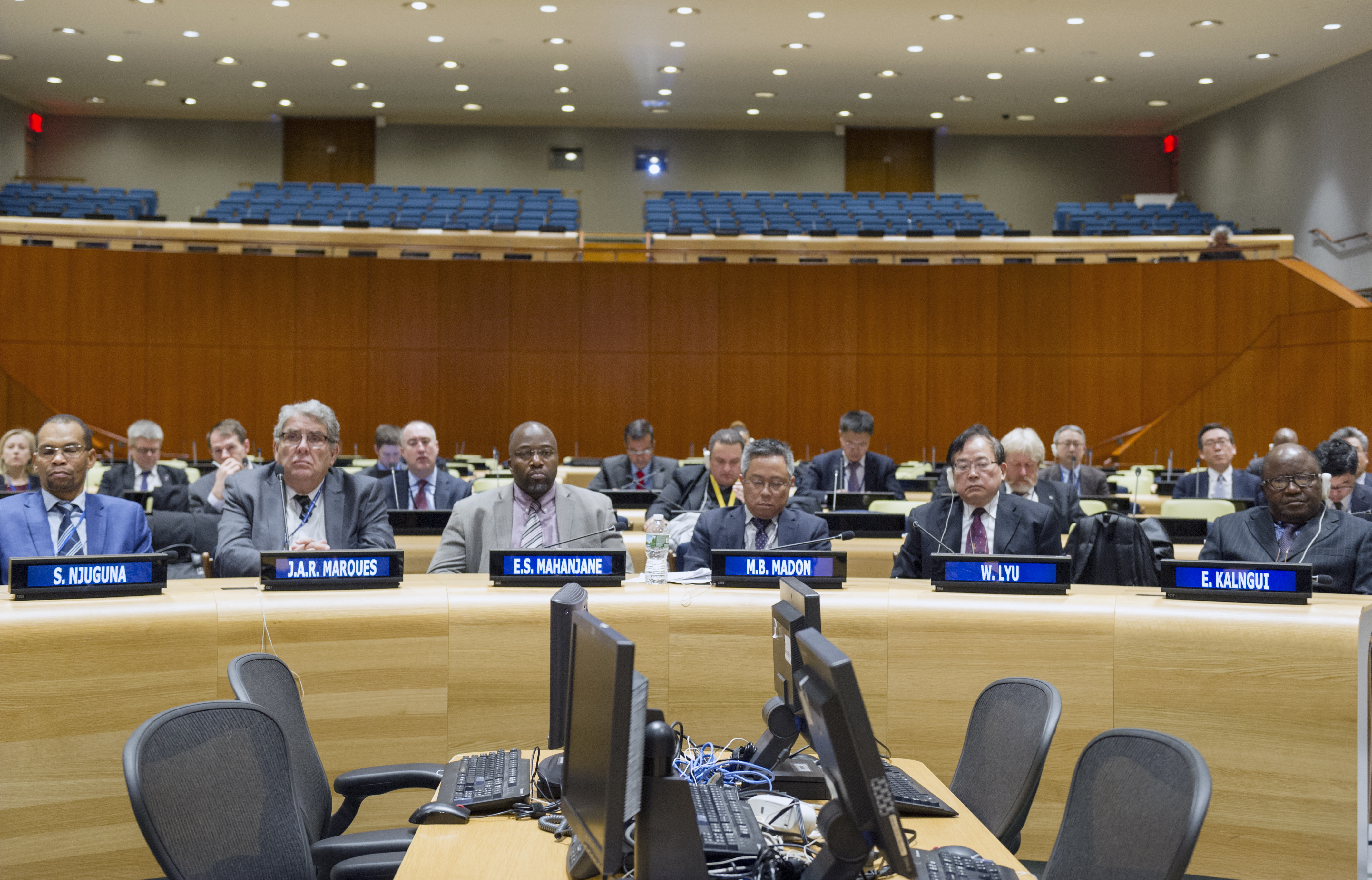 Scientists from SIO Attended the 20th Anniversary of the Founding of Commission on the Limits of the