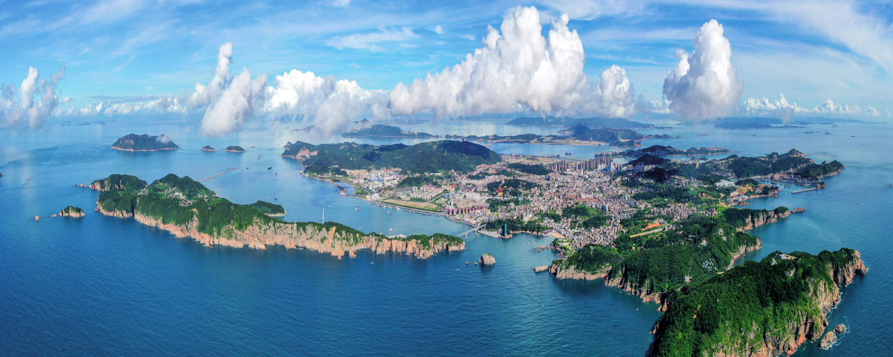 Three postgraduates of the SIO won the title of “Outstanding Graduates” in Zhejiang Province