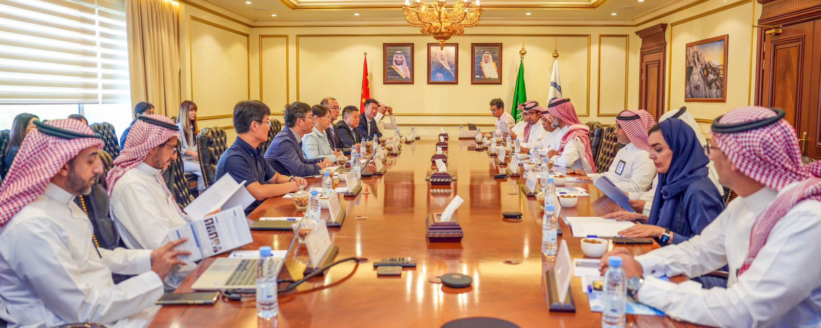 The delegation headed by Director Fang Yinxia visited Saudi Arabia