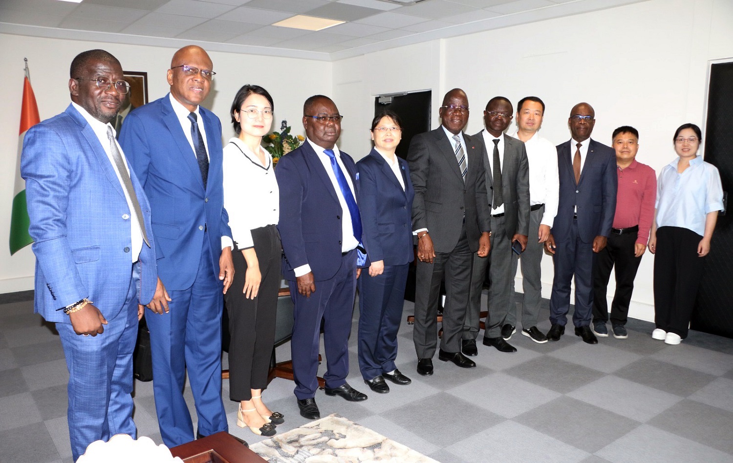 Director Fang Yinxia led a delegation to visit West Africa and signed MOUs with Benin and Nigeria